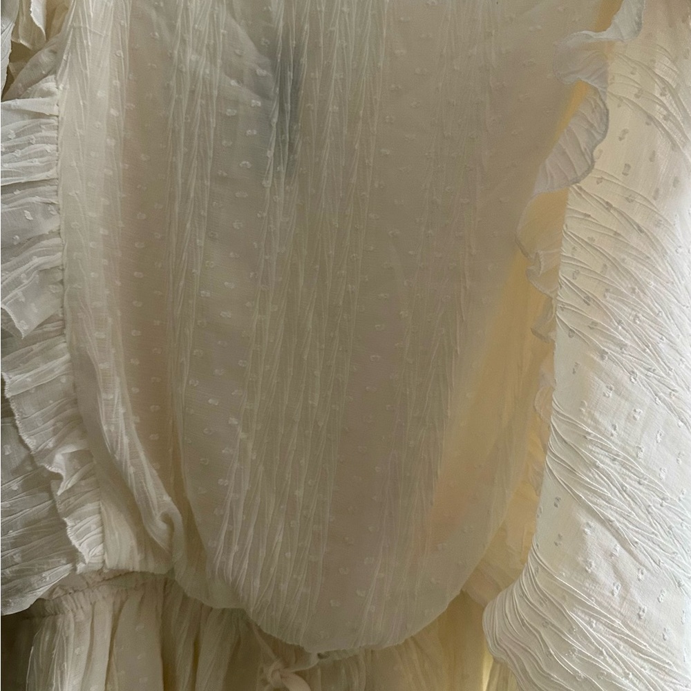 Express Cream Ruffle Blouse - Picture 7 of 8